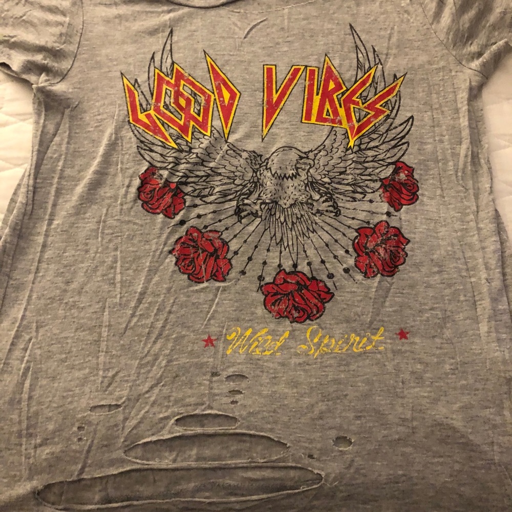 Graphic tee - Picture 2 of 3